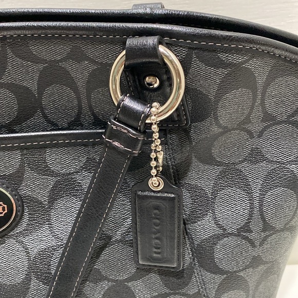 COACH (#F19816) “Peyton” Grey/ Black Logo Signature Coated Canvas Tote Bag - Picture 3 of 15